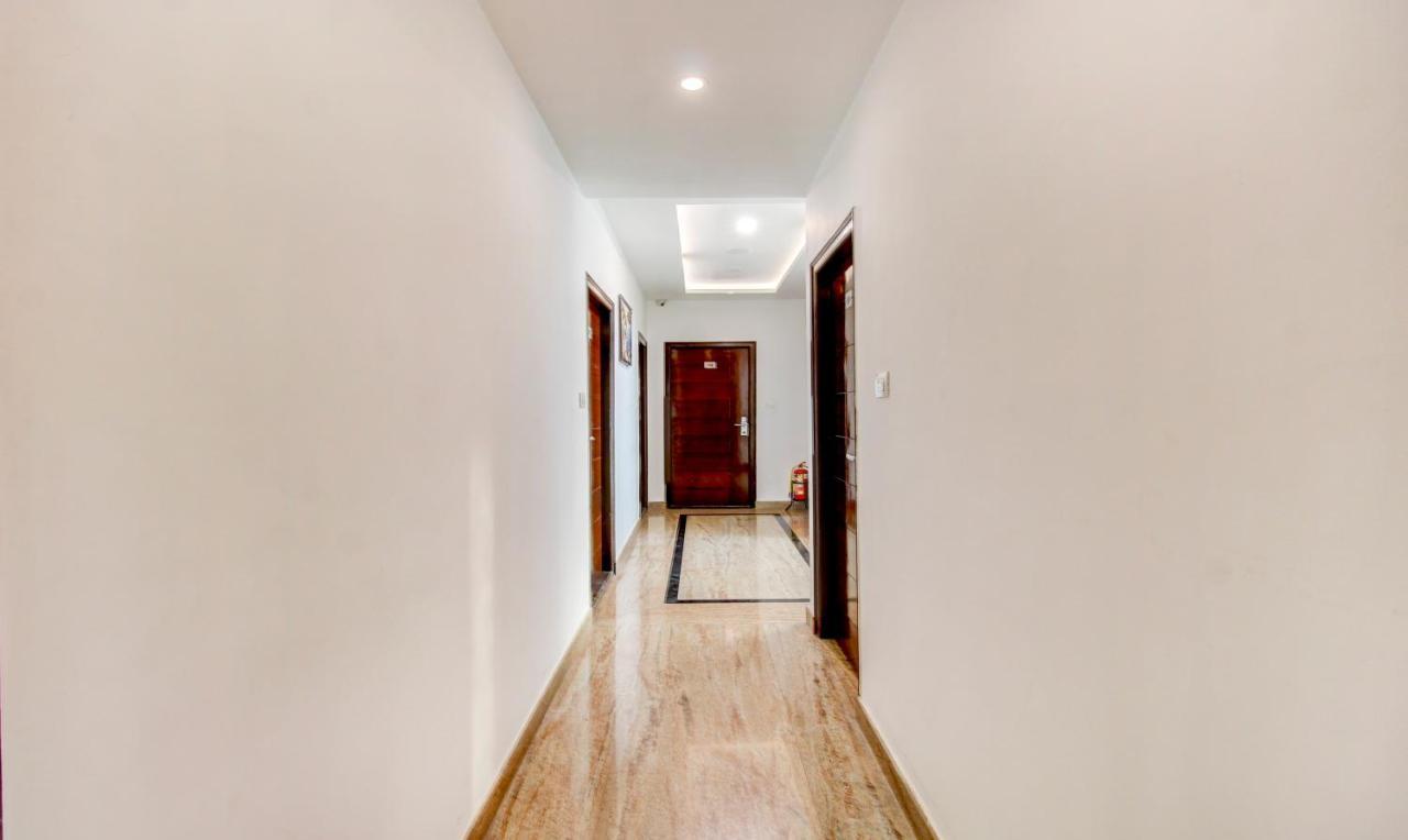 Treebo The Sai Leela Suites R T Nagar Bangalore Exterior foto